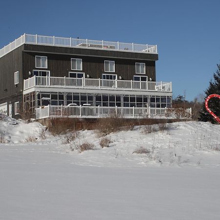 Resort Lac Ste-Marie Lac Sainte-Marie Buitenkant foto